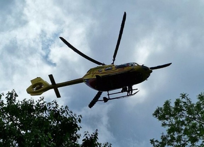 Quiliano, tragedia nei boschi, ritrovata la coppia dispersa ma l'uomo è deceduto Quiliano, tragedia nei boschi, ritrovata la coppia dispersa ma l'uomo è deceduto