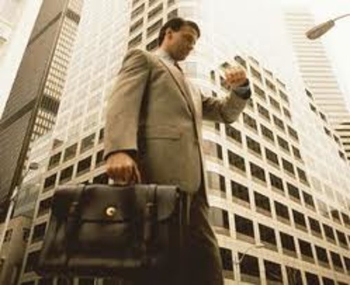 Imprenditore: bisogna capire che per salvarti da questa crisi,bisogna cambiare approccio nei riguardi di tante cose