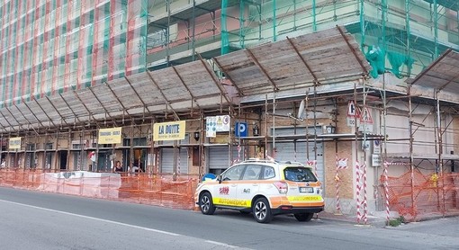 Morte sul lavoro a Vado, la vittima è il 45enne Alfred Nerjaku Morte sul lavoro a Vado, la vittima è il 45enne Alfred Nerjaku