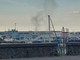 Savona, incendio in un'officina del porto: sul posto vigili del fuoco e sanitari (FOTO e VIDEO)
