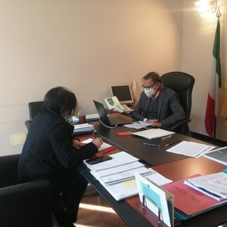 Albenga, riprendono le lezioni in presenza. Il sindaco Tomatis: "Chiederemo la collaborazione della Protezione Civile"