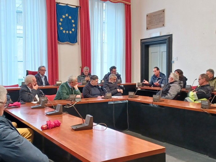 Albenga, pulizie delle spiagge: Amministrazione, Sat e stabilimenti balneari mettono nel mirino la Pasqua Albenga, pulizie delle spiagge: Amministrazione, Sat e stabilimenti balneari mettono nel mirino la Pasqua