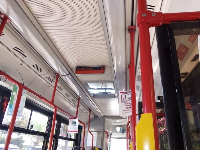 I pendolari: "I bus sulla tratta Albenga-Finale spesso senza aria condizionata"