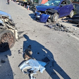 Cosseria, scontro frontale sulla SP42: un ferito e strada chiusa al traffico (FOTO) Cosseria, scontro frontale sulla SP42: un ferito e strada chiusa al traffico (FOTO)