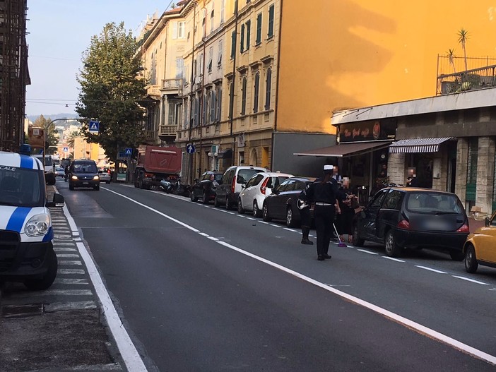Albisola, scontro tra auto e camion: intervento della Polizia Locale (FOTO)