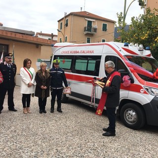 Vado, inaugurata la nuova ambulanza donata dal Comune