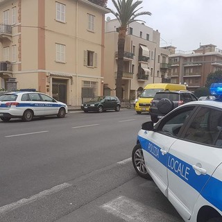 Furgone investe due ragazzini: grave incidente a Ceriale