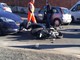 Auto contro moto, incidente a Savona nei pressi del centro commerciale Le Officine
