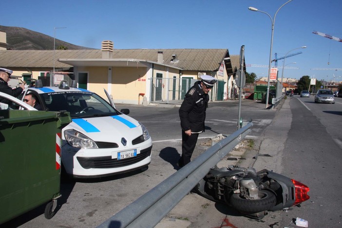 lo scooter ancora a terra