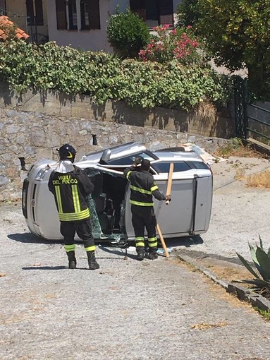 Incidente sulla provinciale Alassio-Testico: un uomo in codice rosso (FOTOgallery)