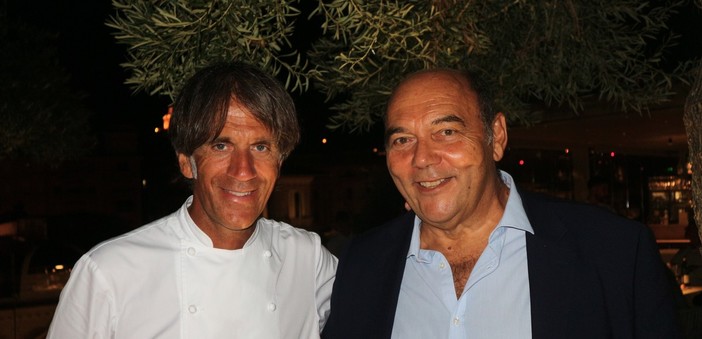 Lo chef Davide Oldani con Claudio Porchia Lo chef Davide Oldani con Claudio Porchia