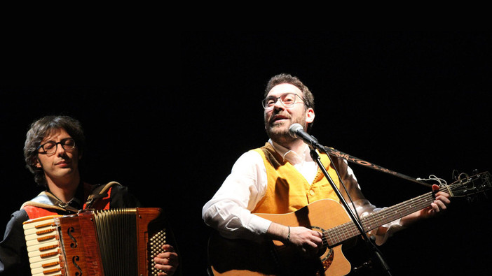 Albisola Superiore, lunedì 23 luglio "Anime migranti" apre la rassegna “In movimento”