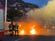 Incidente sull'Aurelia a Borgio Verezzi: un'auto va in fiamme (FOTO)