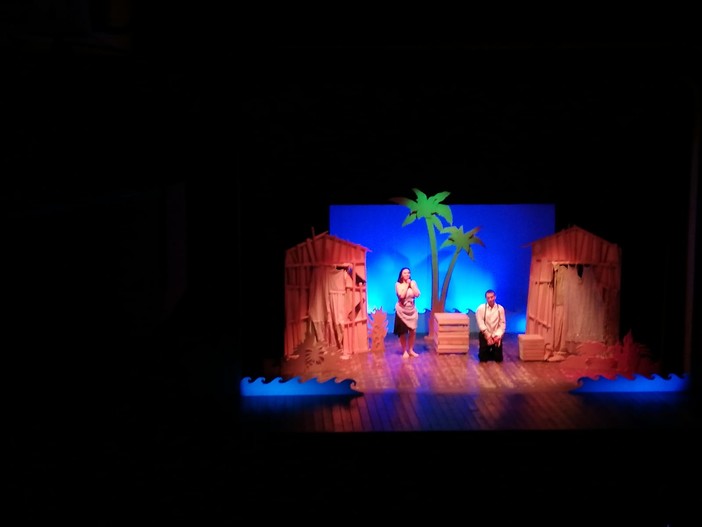 Pietra Ligure, il 24 gennaio al teatro Moretti lo spettacolo: "Tre Cuori e una Capanna in un'isola dei Mari Del Sud" Pietra Ligure, il 24 gennaio al teatro Moretti lo spettacolo: "Tre Cuori e una Capanna in un'isola dei Mari Del Sud"
