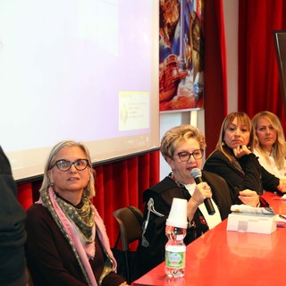 All’Auditorium del Don Bosco ad Alassio un incontro con i giovani per spiegare i meccanismi della violenza sulle donne