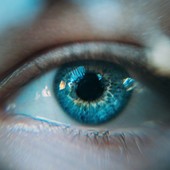 Operazione cataratta: l'evoluzione delle tecniche mininvasive che accorciano i tempi di recupero Operazione cataratta: l'evoluzione delle tecniche mininvasive che accorciano i tempi di recupero