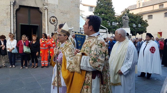 Albenga, messa di insediamento del Vescovo Borghetti (FOTO e VIDEO)