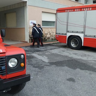 Finale Ligure, scoppia un incendio alla casa di riposo "Ruffini": morto un anziano e numerosi intossicati