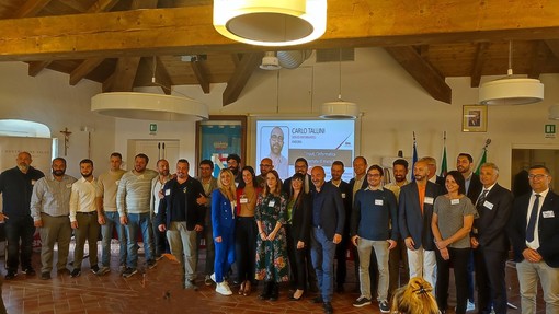 Andora, il "passaparola" moderno per promuovere le attività locali professionali e artigiane