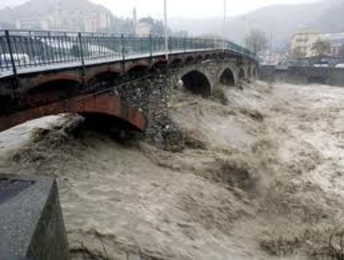Maltempo: in Liguria esondabile il 3% delle terre, coinvolto il 50-70% dei residenti Maltempo: in Liguria esondabile il 3% delle terre, coinvolto il 50-70% dei residenti