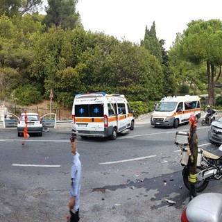 Grave incidente ad Andora sulla via Aurelia,feriti trasportati al Santa Corona