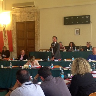 Savona, approvato il bilancio preventivo: ma è bagarre in consiglio comunale sui debiti