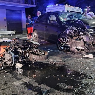 Scontro tra auto e moto a Ceriale: due feriti al Santa Corona (FOTO)