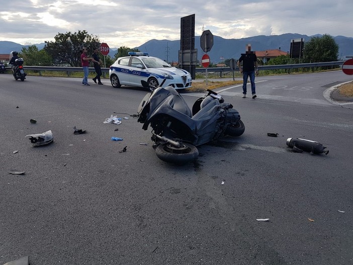 Scontro tra moto e auto sulla Sp 6 tra Albenga e Villanova (FOTO)