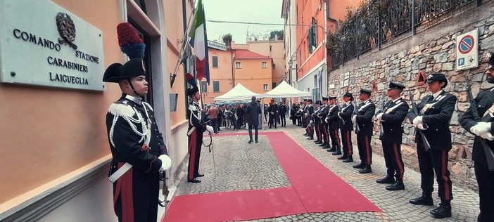 Laigueglia, intitolata all’appuntato Medaglia d’Oro Leandro Verì  la stazione dei Carabinieri