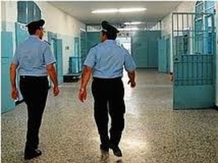 Uil - Pa Penitenziari al Sappe: "Equità a prescindere dall’appartenenza sindacale" Uil - Pa Penitenziari al Sappe: "Equità a prescindere dall’appartenenza sindacale"
