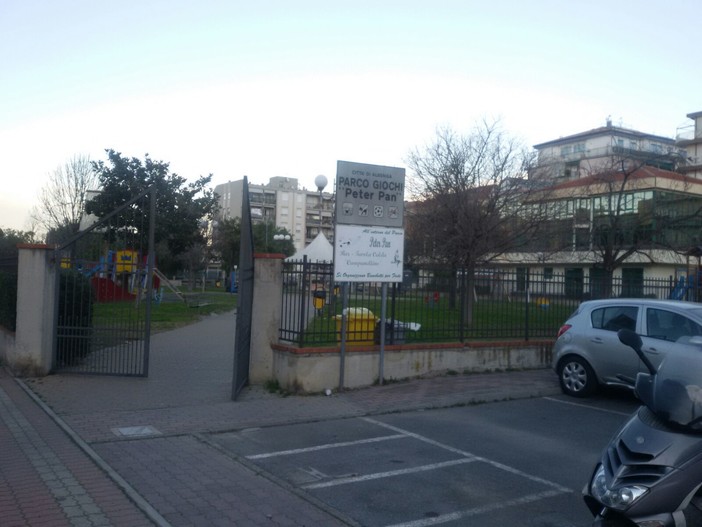 Albenga: Parco Peter Pan, #fermiamoildegradodialbenga