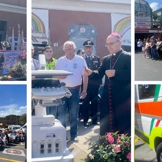Taglio del nastro per l’ambulanza intitolata a Stefano e Alessandro ed ecocardiografo per l’ospedale di Albenga