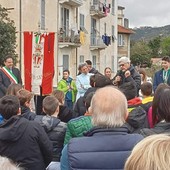 Savona, a Legino vicino alle scuole Mignone inaugurato Largo Franco Murialdo