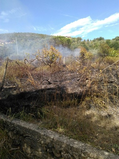 Spento l'incendio a Castelbianco