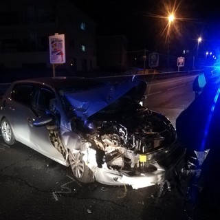 Incidente nella notte sulla via Aurelia tra Albenga e Ceriale (FOTO)