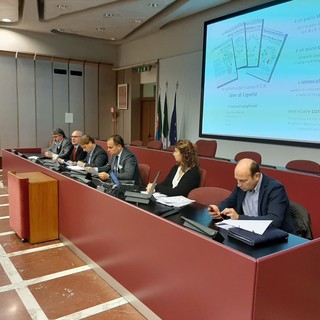 Albenga-Carcare-Predosa, raddoppio ferroviario, Aurelia Bis e Piattaforma Maersk: il savonese del domani grazie al piano territoriale regionale Albenga-Carcare-Predosa, raddoppio ferroviario, Aurelia Bis e Piattaforma Maersk: il savonese del domani grazie al piano territoriale regionale