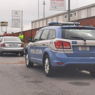 Savona, tamponamento tra due auto in via Stalingrado: due persone in codice giallo
