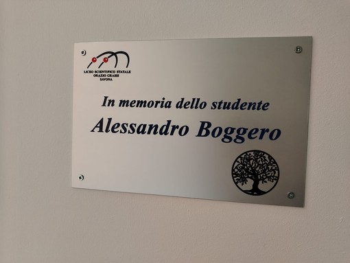 Savona, un’aula del Liceo Grassi intitolata ad Alessandro Boggero: il ricordo del giovane scomparso a soli 17 anni