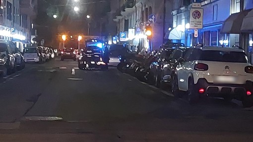 Savona, il semaforo di via Luigi Corsi sotto accusa: incidente all'incrocio con via Montenotte