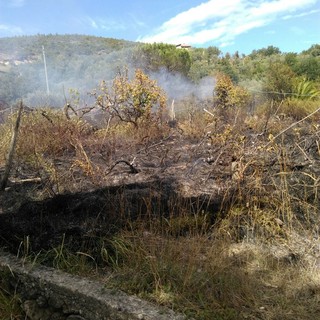 Spento l'incendio a Castelbianco