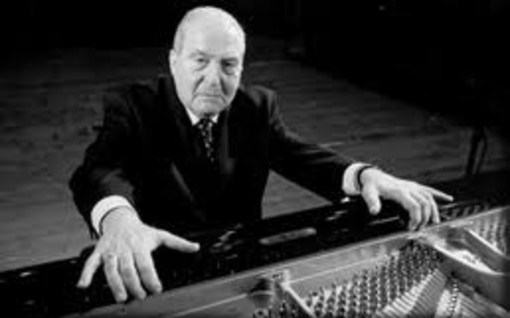 Il pianista Aldo Ciccolini in concerto a Noli, riceverà il premio “Una vita per la musica” Il pianista Aldo Ciccolini in concerto a Noli, riceverà il premio “Una vita per la musica”
