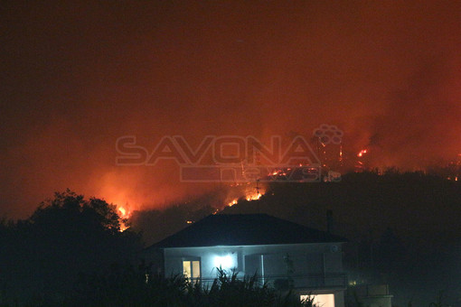 Alassio, raccolta fondi per aiutare chi ha subito danni nell'incendio dell'albenganese Alassio, raccolta fondi per aiutare chi ha subito danni nell'incendio dell'albenganese