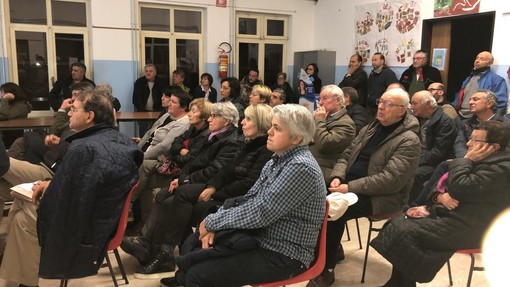 Problema dei Tir nel centro di Bastia d’Albenga, Cangiano: "Installata una nuova telecamera e contattato Google"