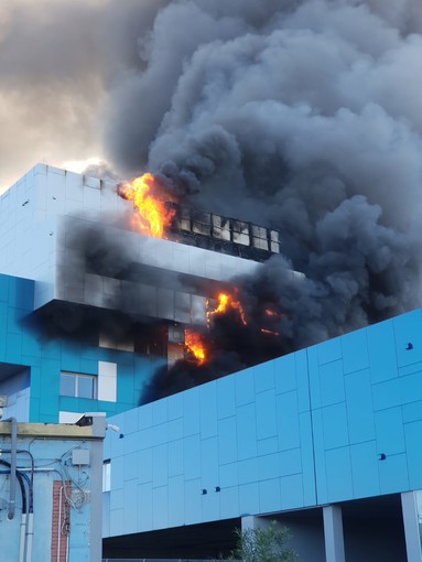 Incendio uffici Autorità Portuale, Signorini: &quot;I dipendenti restano a Savona&quot;