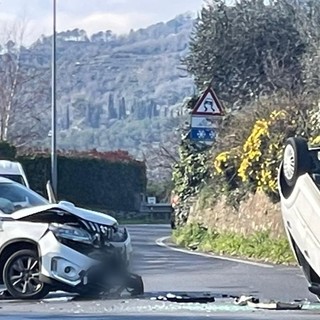 Villanova, incidente tra due auto a Coasco: intervento dei Vigili del fuoco
