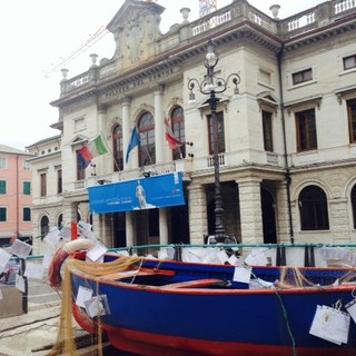 "Savona sta con la sposa", la città sfila in bianco per l'integrazione: stasera il corteo