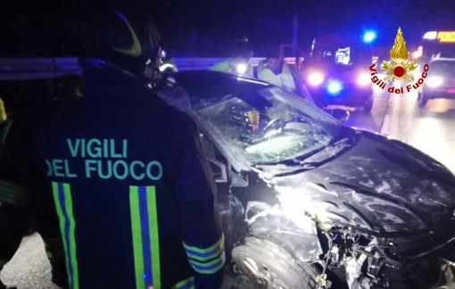 Finale, scontro tra auto all'uscita dell'A10: code in direzione Francia ma nessun ferito Finale, scontro tra auto all'uscita dell'A10: code in direzione Francia ma nessun ferito