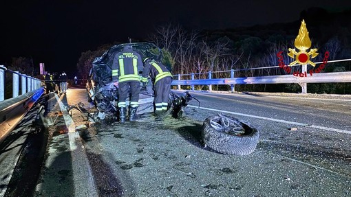 Incidente stradale sulla via Aurelia tra Albenga e Alassio: Vigili del fuoco in azione (FOTO) Incidente stradale sulla via Aurelia tra Albenga e Alassio: Vigili del fuoco in azione (FOTO)