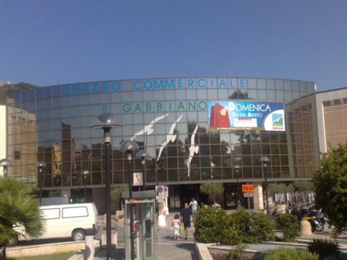 Savona:“Le favole del capitano” presso il Centro Commerciale "Il Gabbiano"