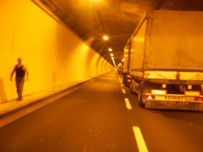 #INFOVIABILITA': grave incidente in autostrada chiuso il nodo A26 e A10